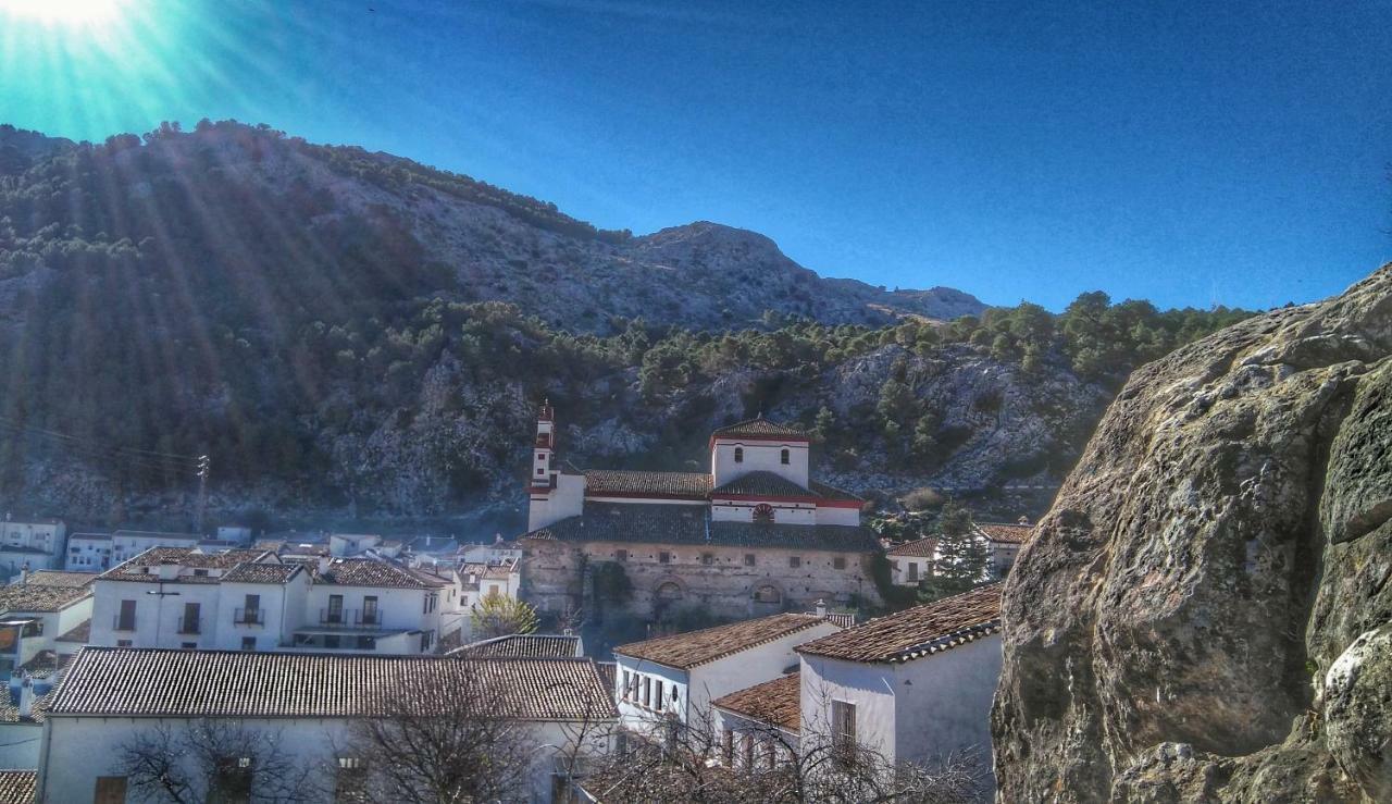 Apto Rural Fuente El Chorrito De Grazalema