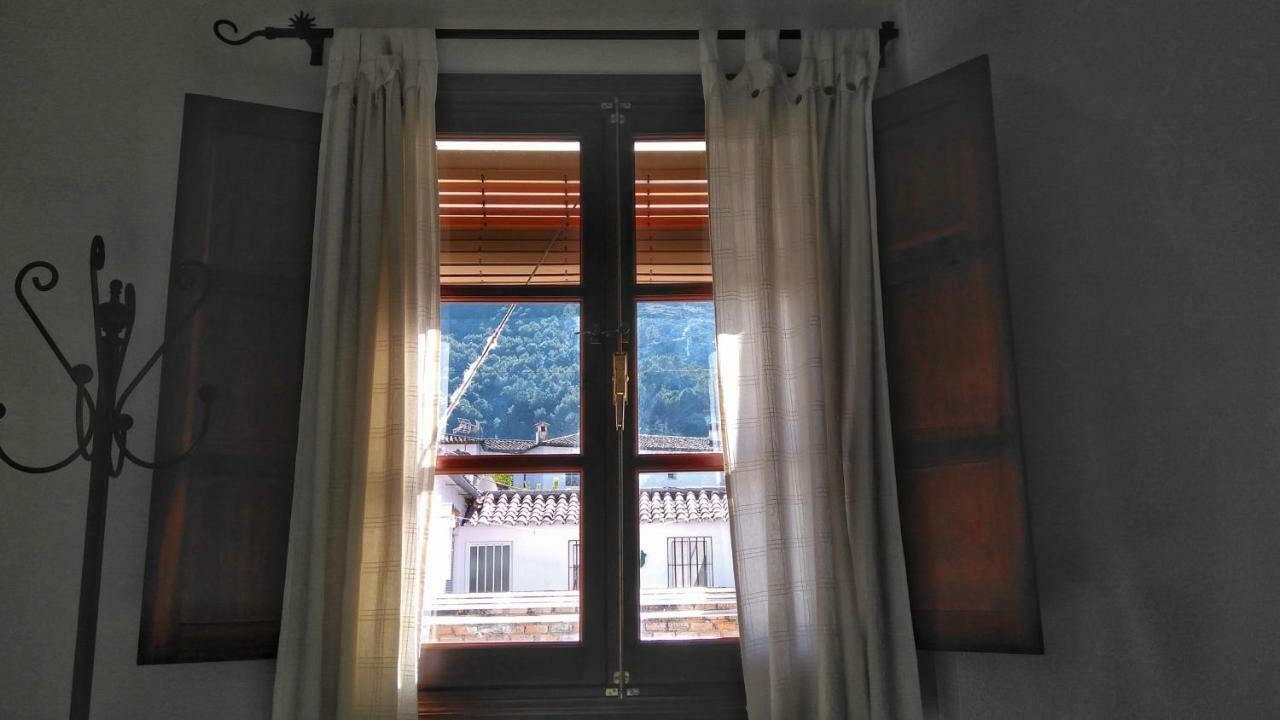 Apto Rural Fuente El Chorrito De * Grazalema